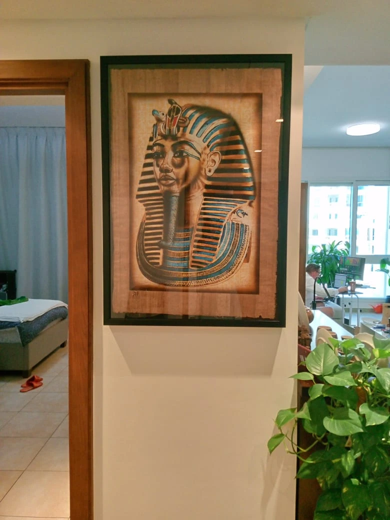 Picture Hanging Services in Abu Dhabi